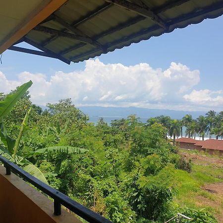 Hotel Kumala Samudra Cikakak Экстерьер фото