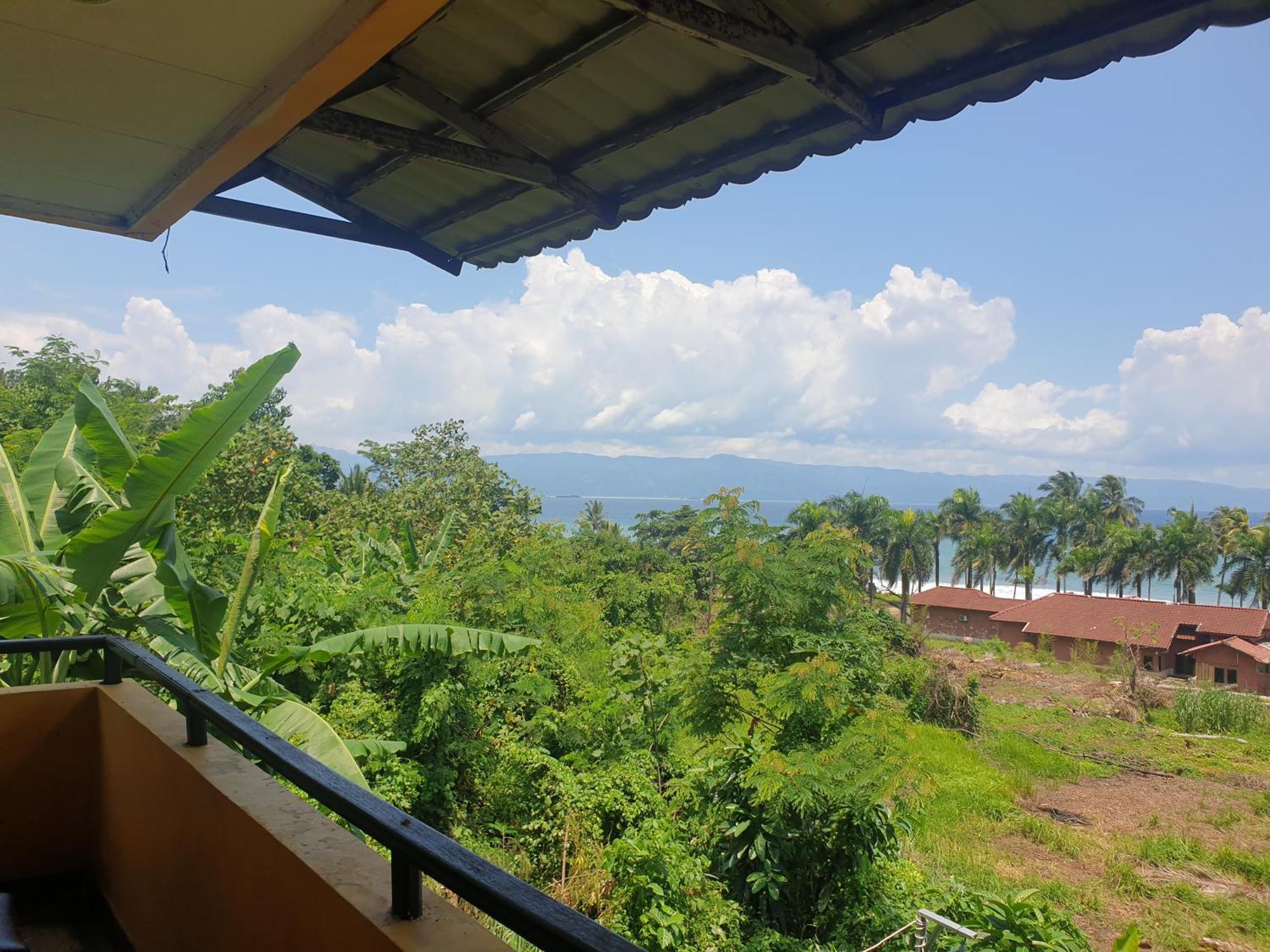 Hotel Kumala Samudra Cikakak Экстерьер фото
